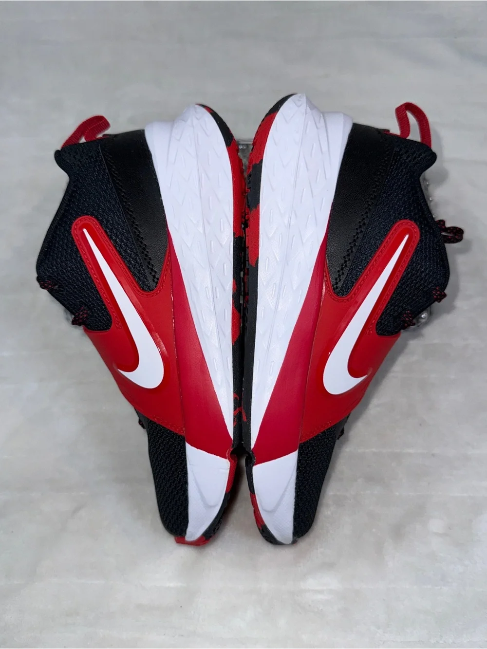 Nike Team Hustle D 12 Black University Red Sz 3.5Y/Wmns 5 HF6279-001 🏀❤️